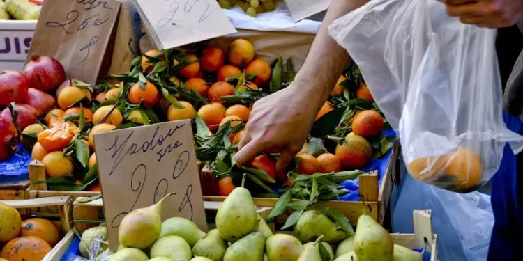Istat, l’inflazione a ottobre sale al 5,4%