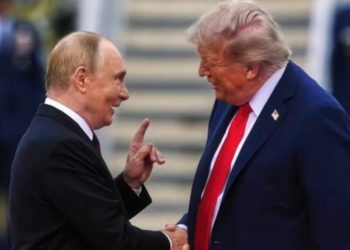 Trump: “Accordo con Putin sul gasolio. I prezzi caleranno”