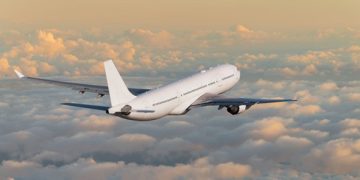 Trasporto aereo, online il portale per i nuovi rimborsi ai residenti: contributi fino al 40% e soglia ridotta a 80 euro